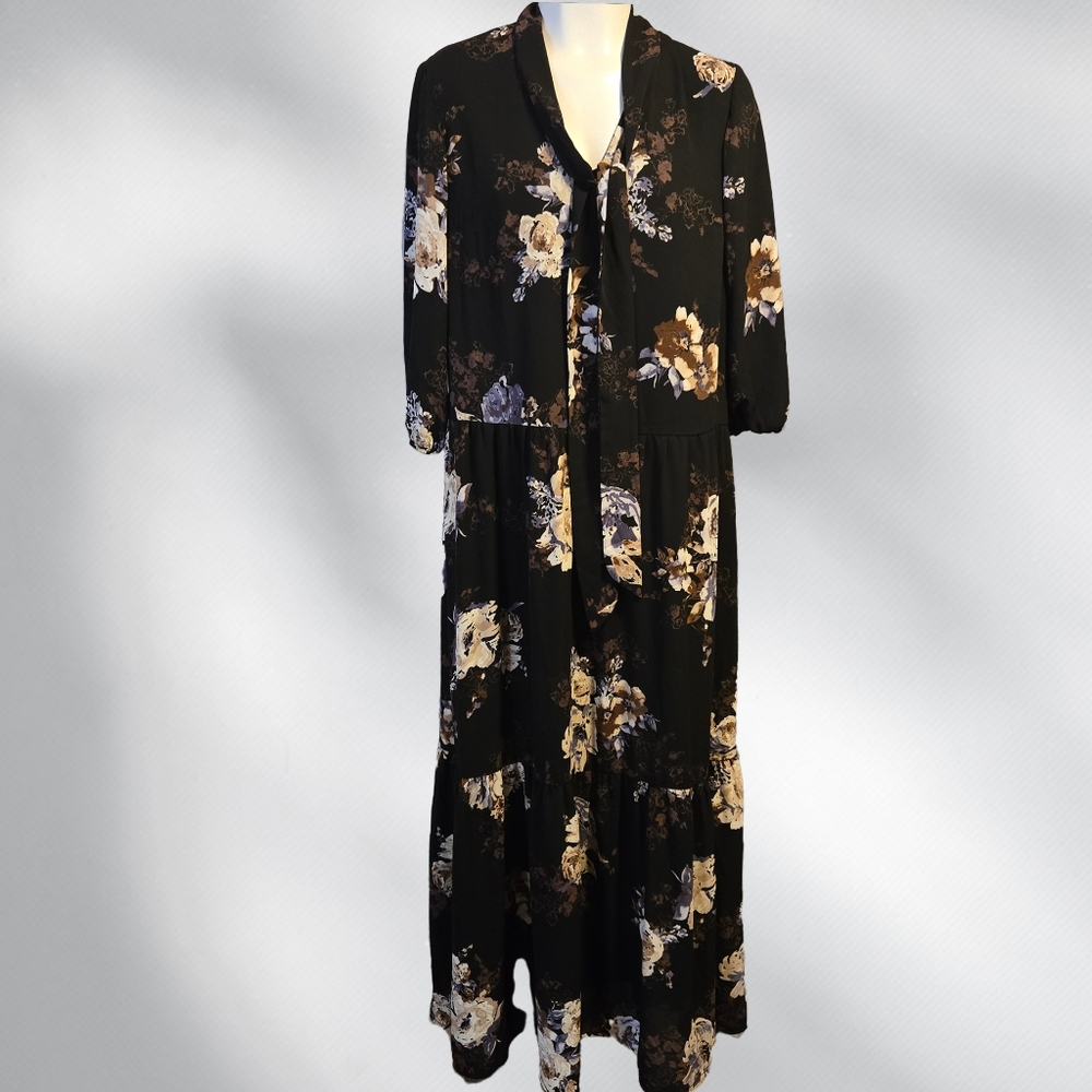 Everly Dress - Size Small‎